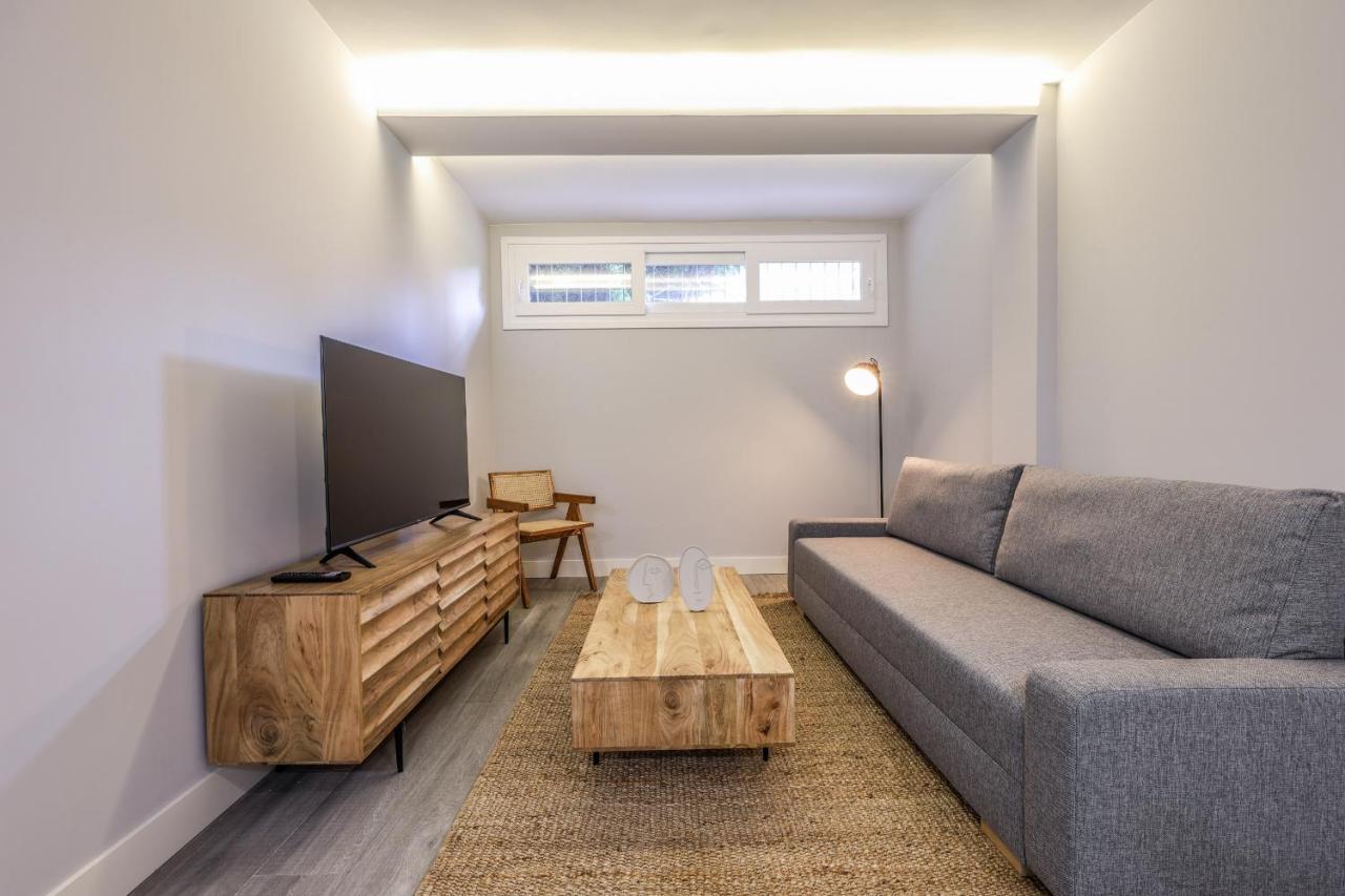 Apartamentos Reformados En Arturo Soria Madrid Exteriör bild