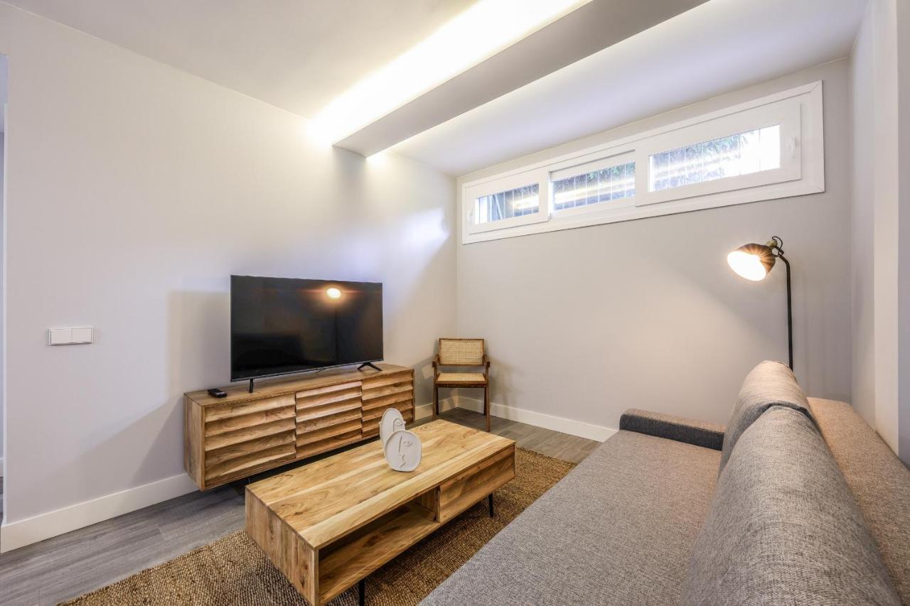 Apartamentos Reformados En Arturo Soria Madrid Exteriör bild