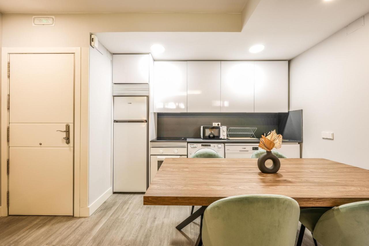 Apartamentos Reformados En Arturo Soria Madrid Exteriör bild