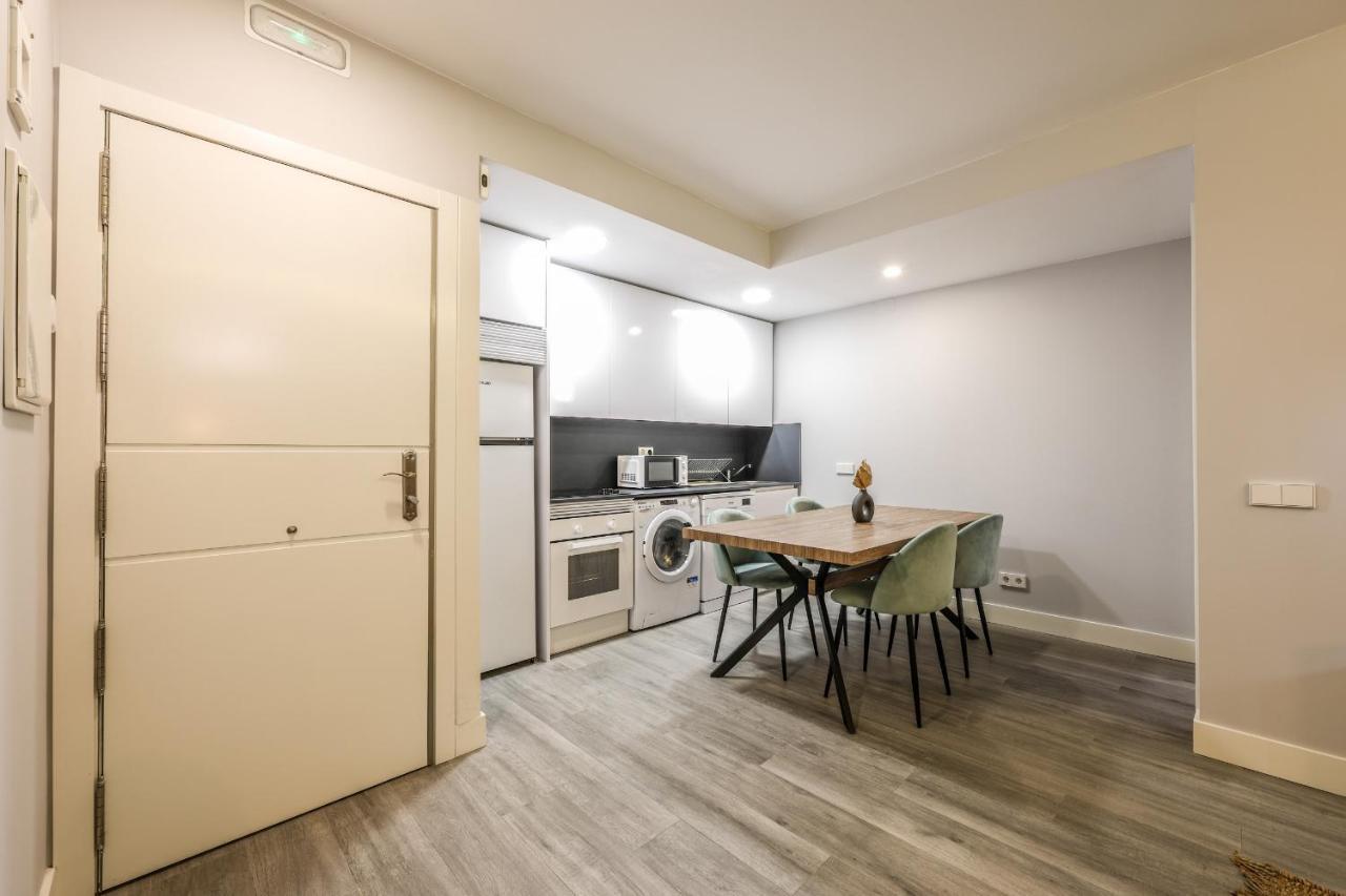 Apartamentos Reformados En Arturo Soria Madrid Exteriör bild