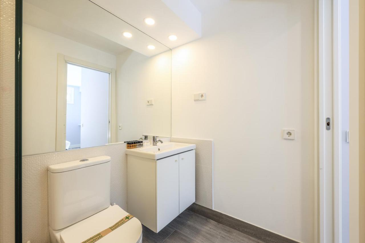 Apartamentos Reformados En Arturo Soria Madrid Exteriör bild