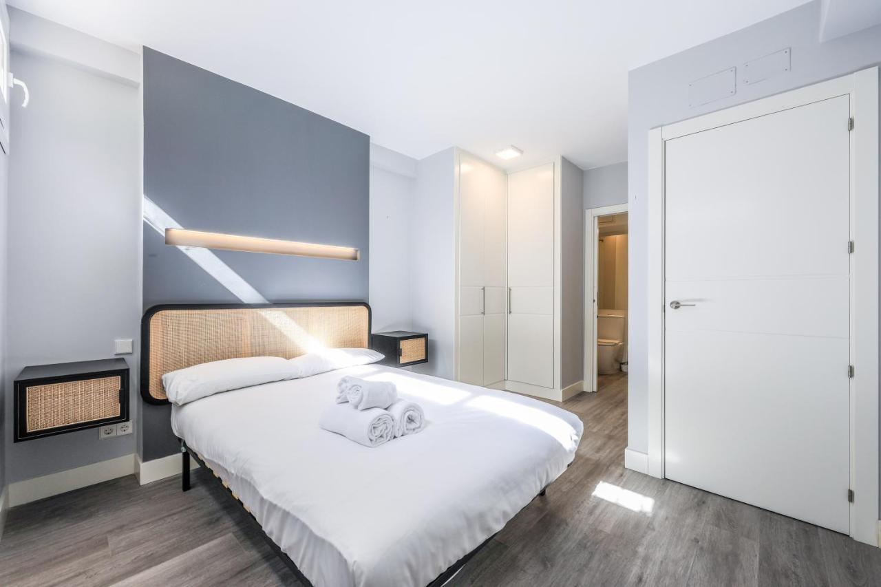 Apartamentos Reformados En Arturo Soria Madrid Exteriör bild