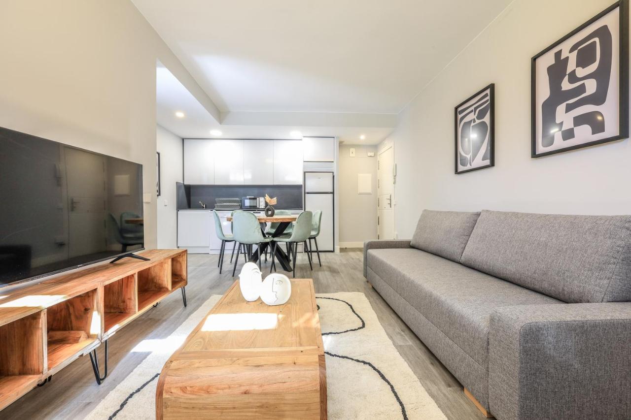 Apartamentos Reformados En Arturo Soria Madrid Exteriör bild