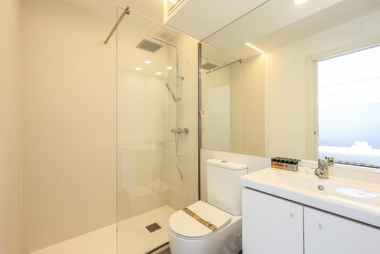 Apartamentos Reformados En Arturo Soria Madrid Exteriör bild