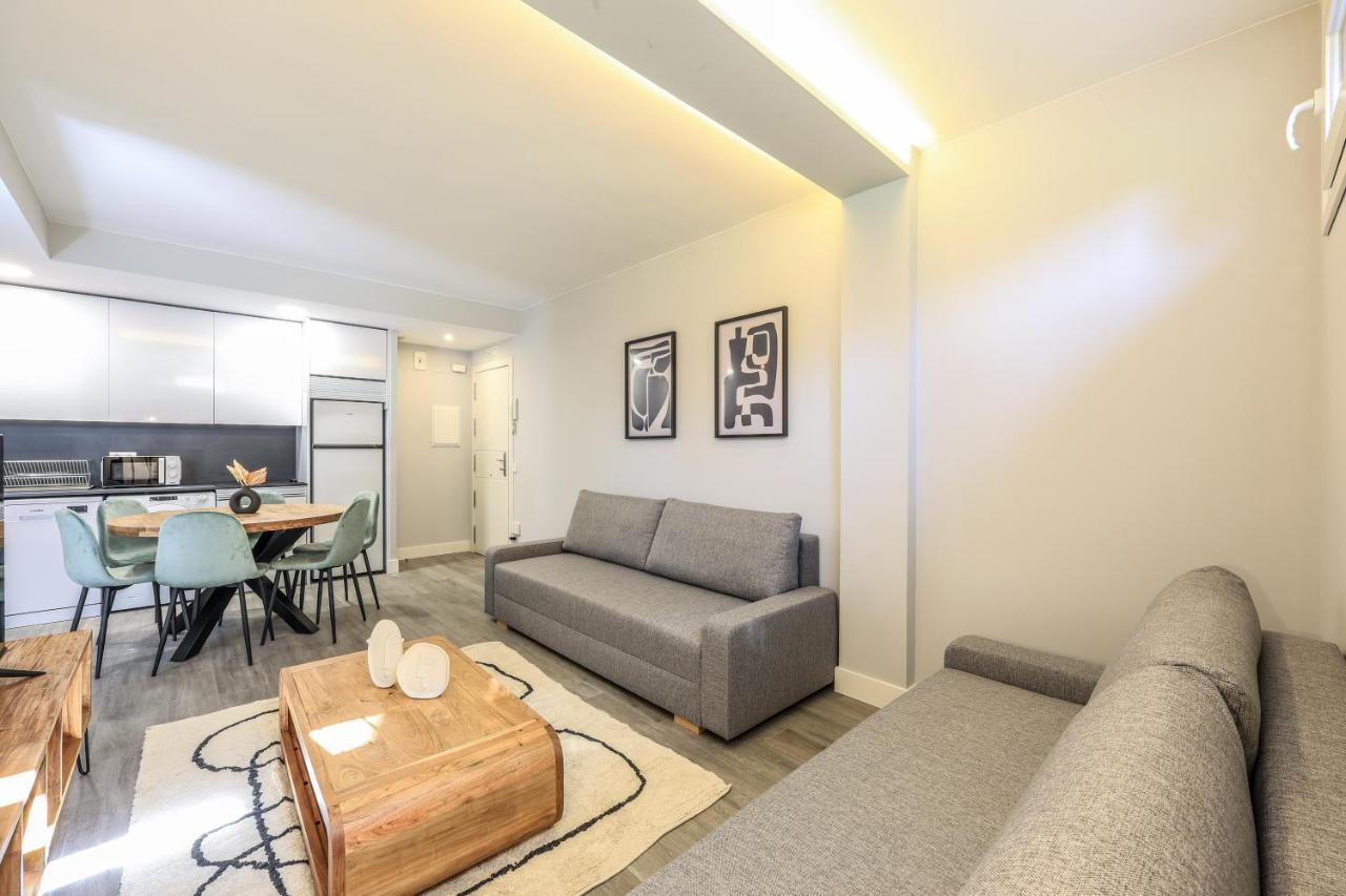 Apartamentos Reformados En Arturo Soria Madrid Exteriör bild